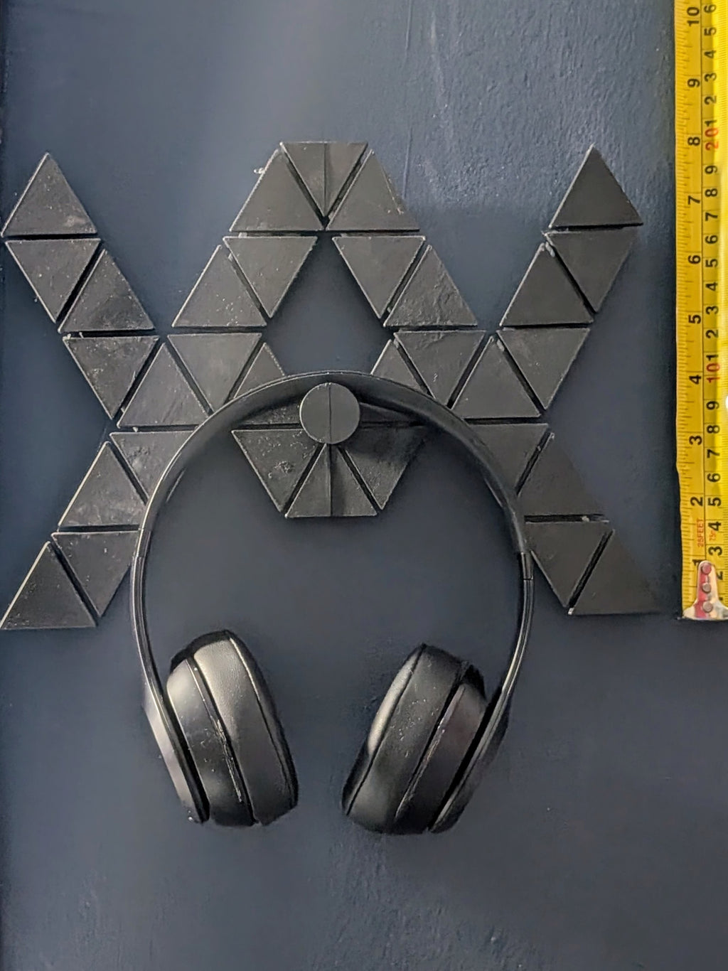 Wall Mounted Geometric Heaphone Holder Aesthetic