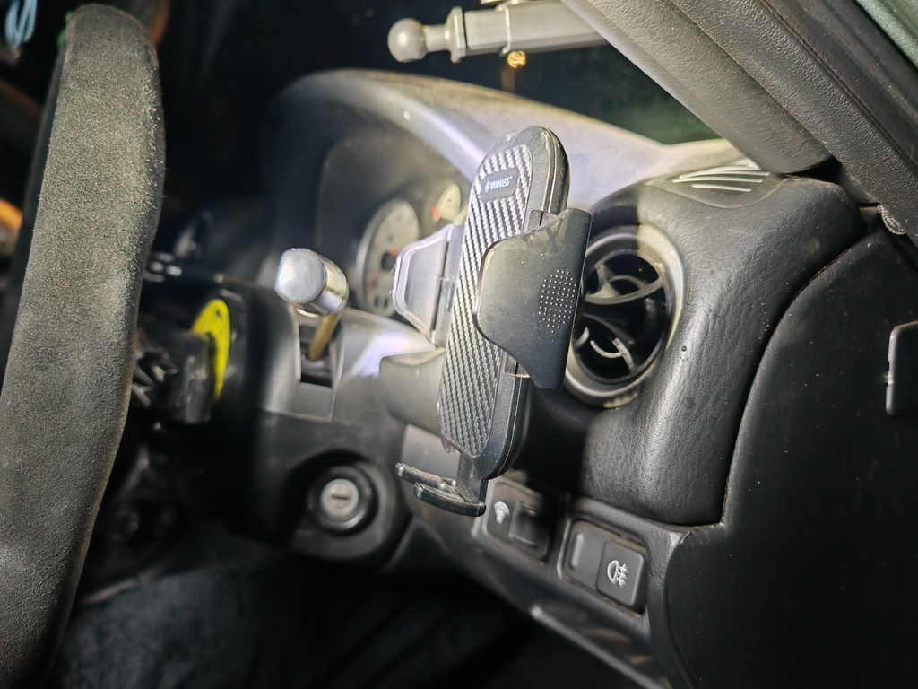 MX5 NA/NB vent phone mount
