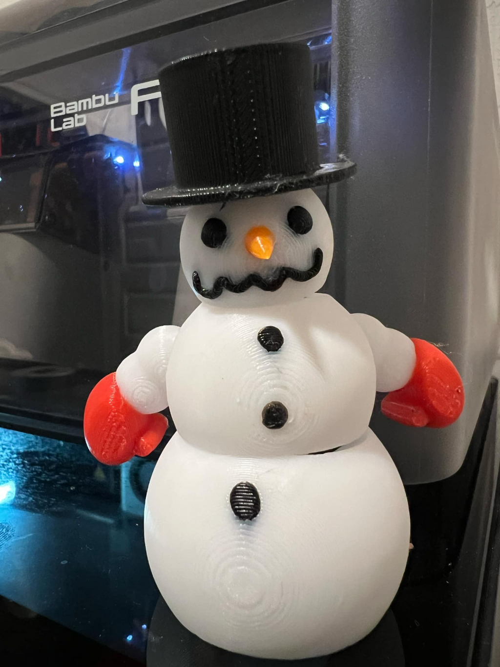 Snow dude with hat and mittens flexi fidget
