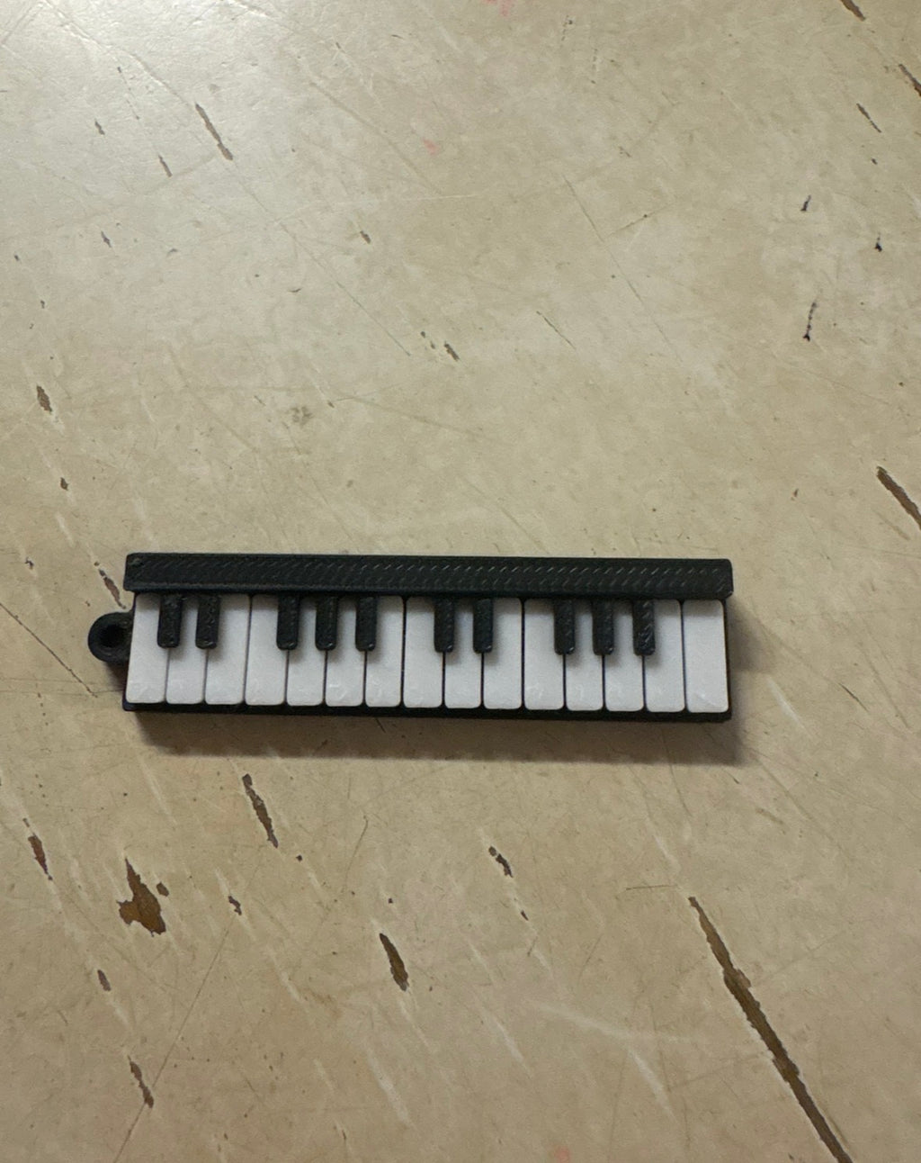 Keyboard/Piano keychain