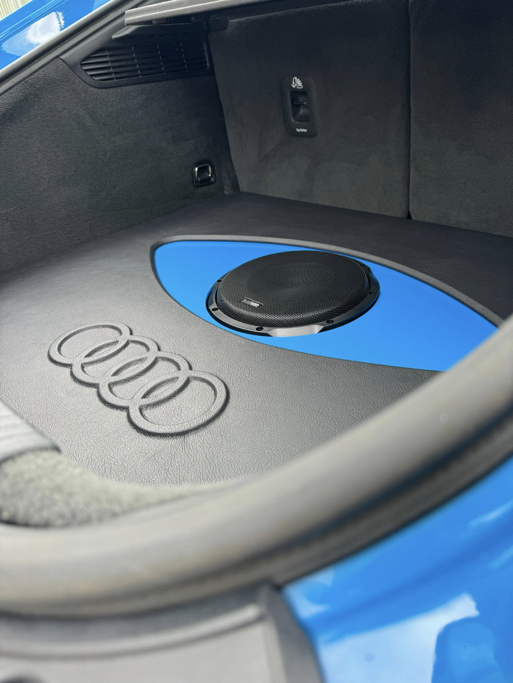 Audi badge for trimming on boot build on Audi TT
