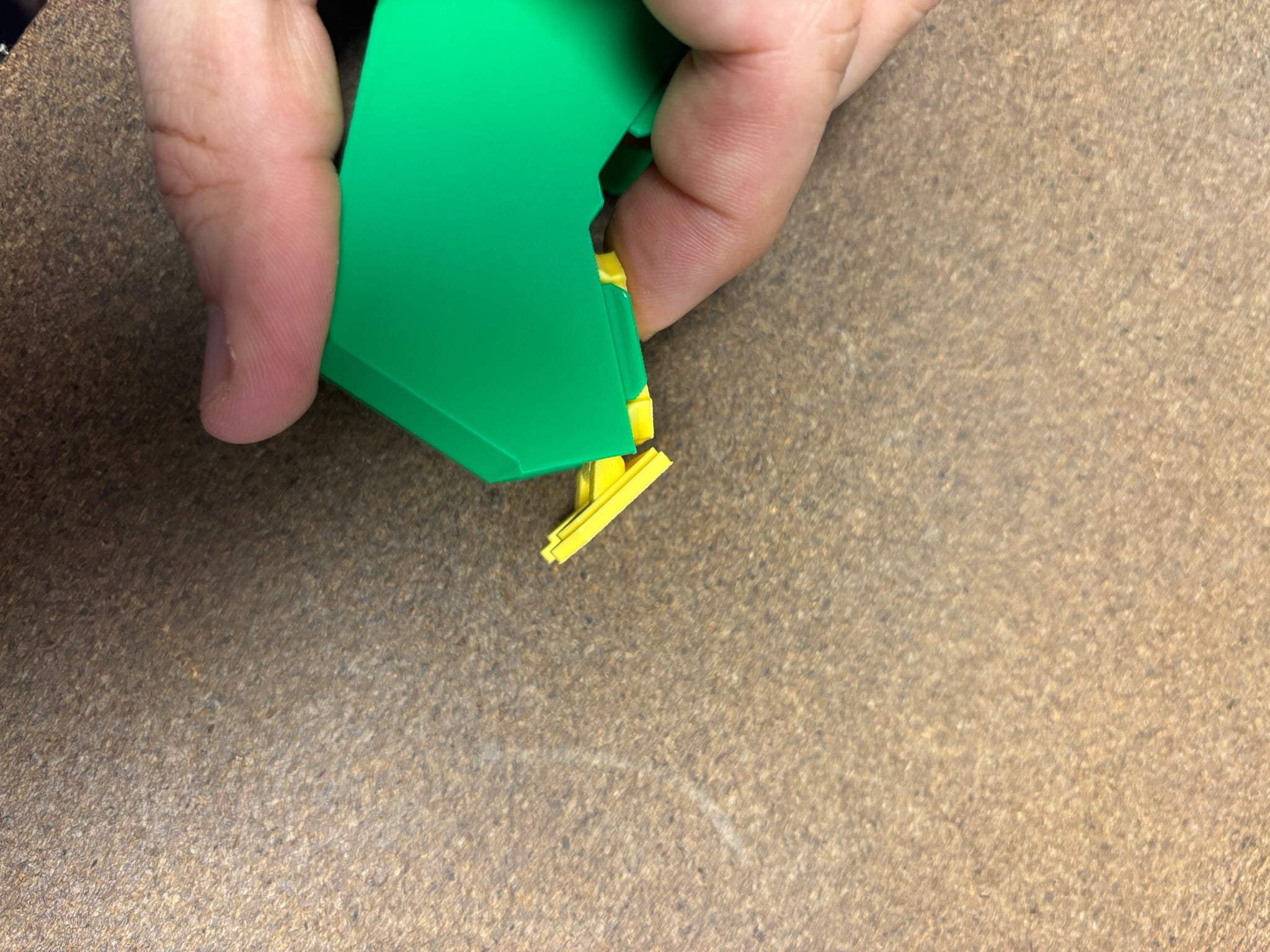 openGrid snap with cover and double hinge