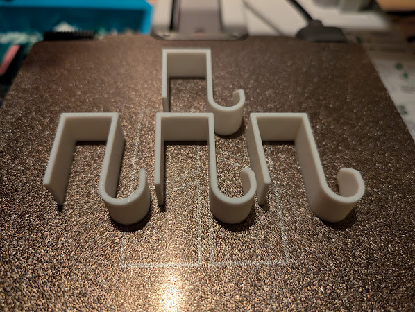 Closet Door Hook (1.8cm thickness)