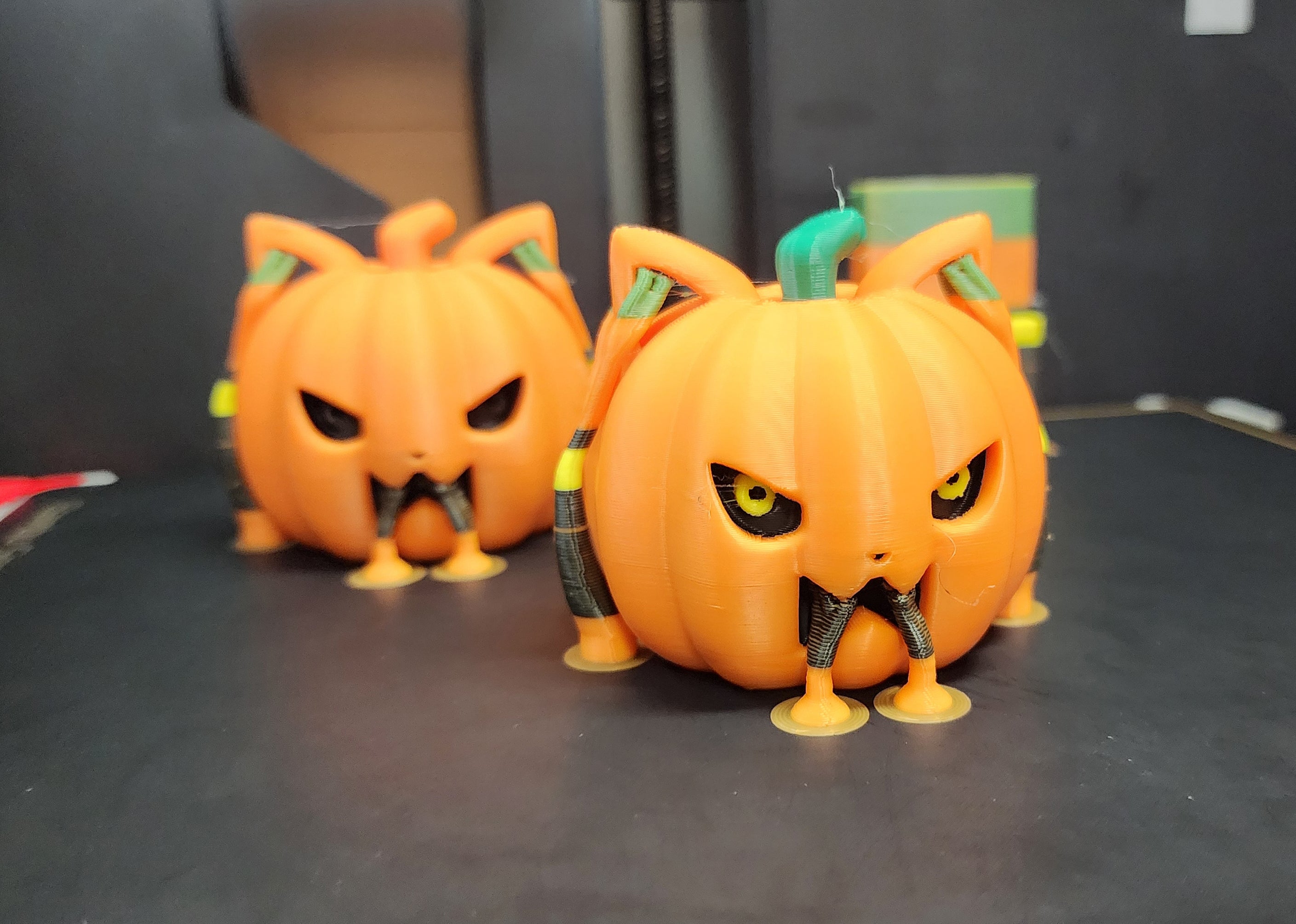 Cat-O-Lantern 1 to 4 Colors AMS MMU
