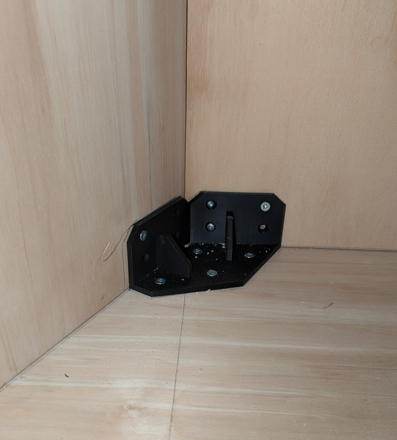 120 Degree - Cabinet Interior Bracket - #8 Screws