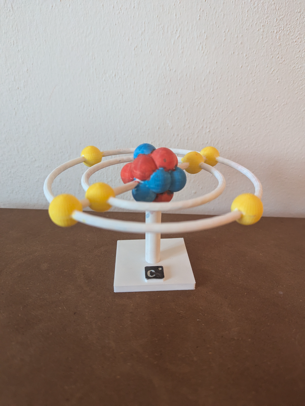 Carbon Atom Model (No AMS)
