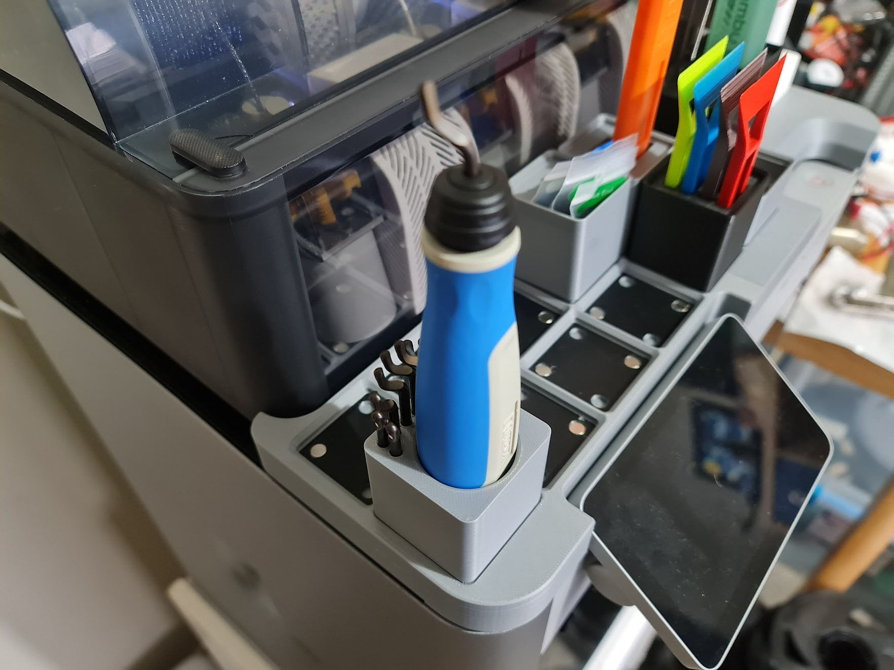 Gridfinity deburring tool holder