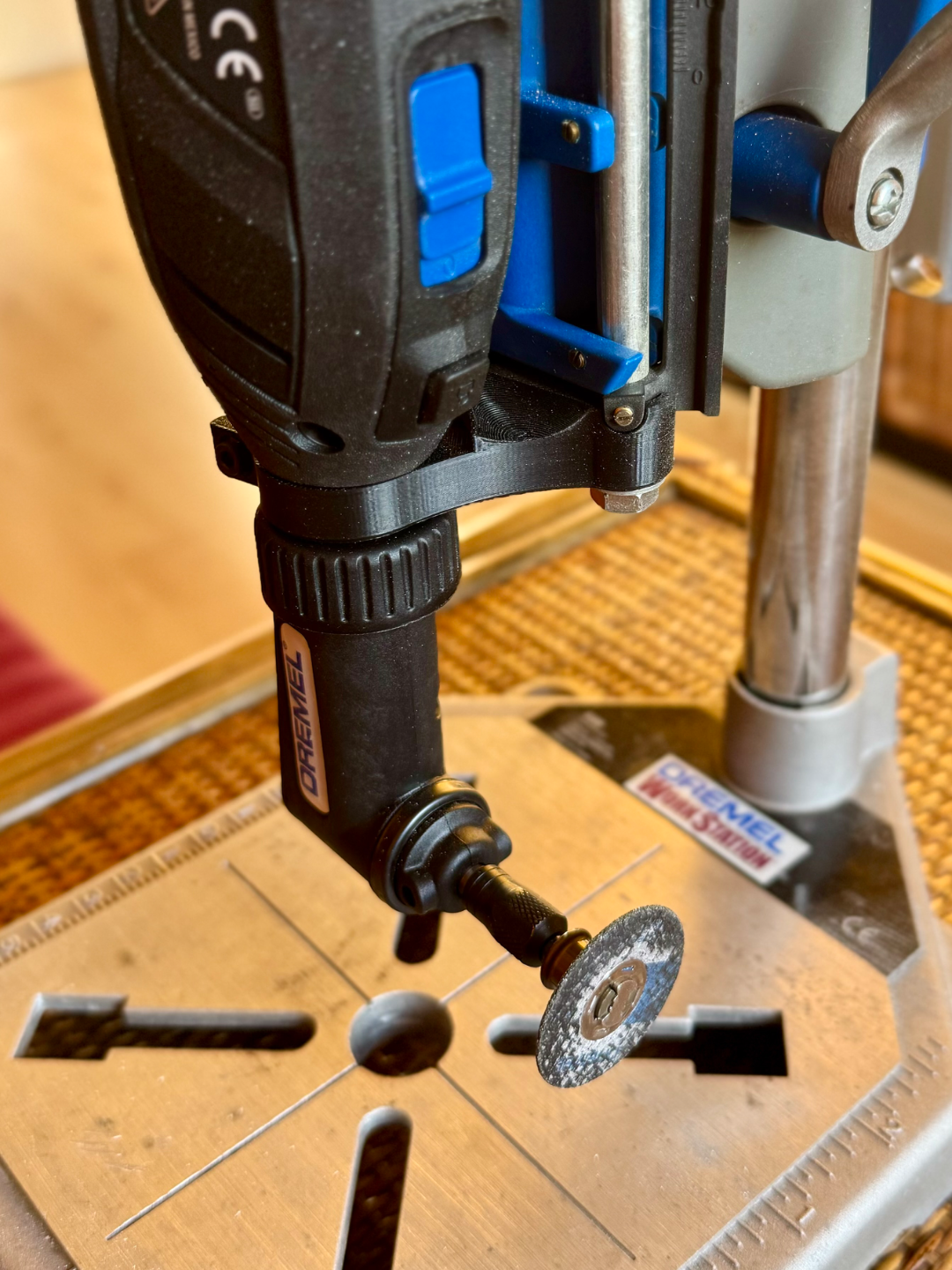 Rightangle tool attachment for Dremel workstation