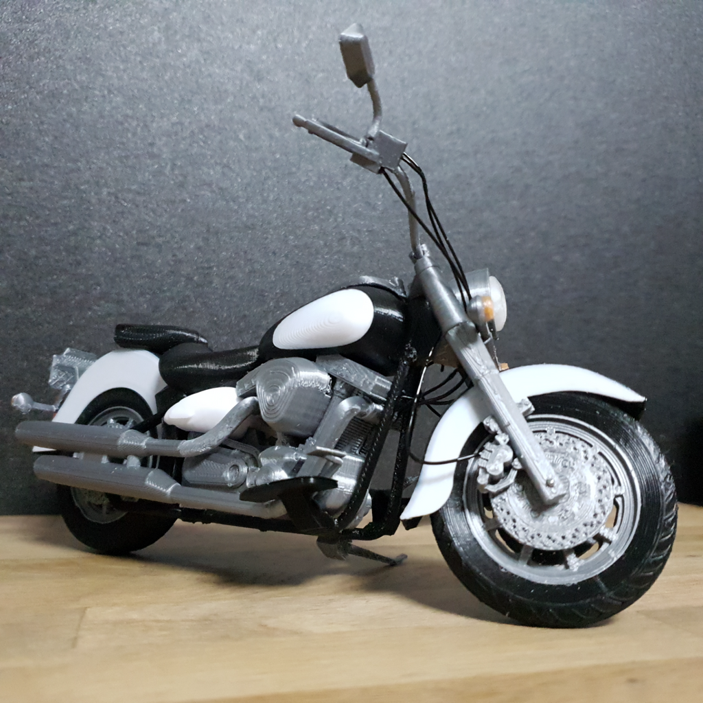 YAMAHA_XV1600_ROADSTAR