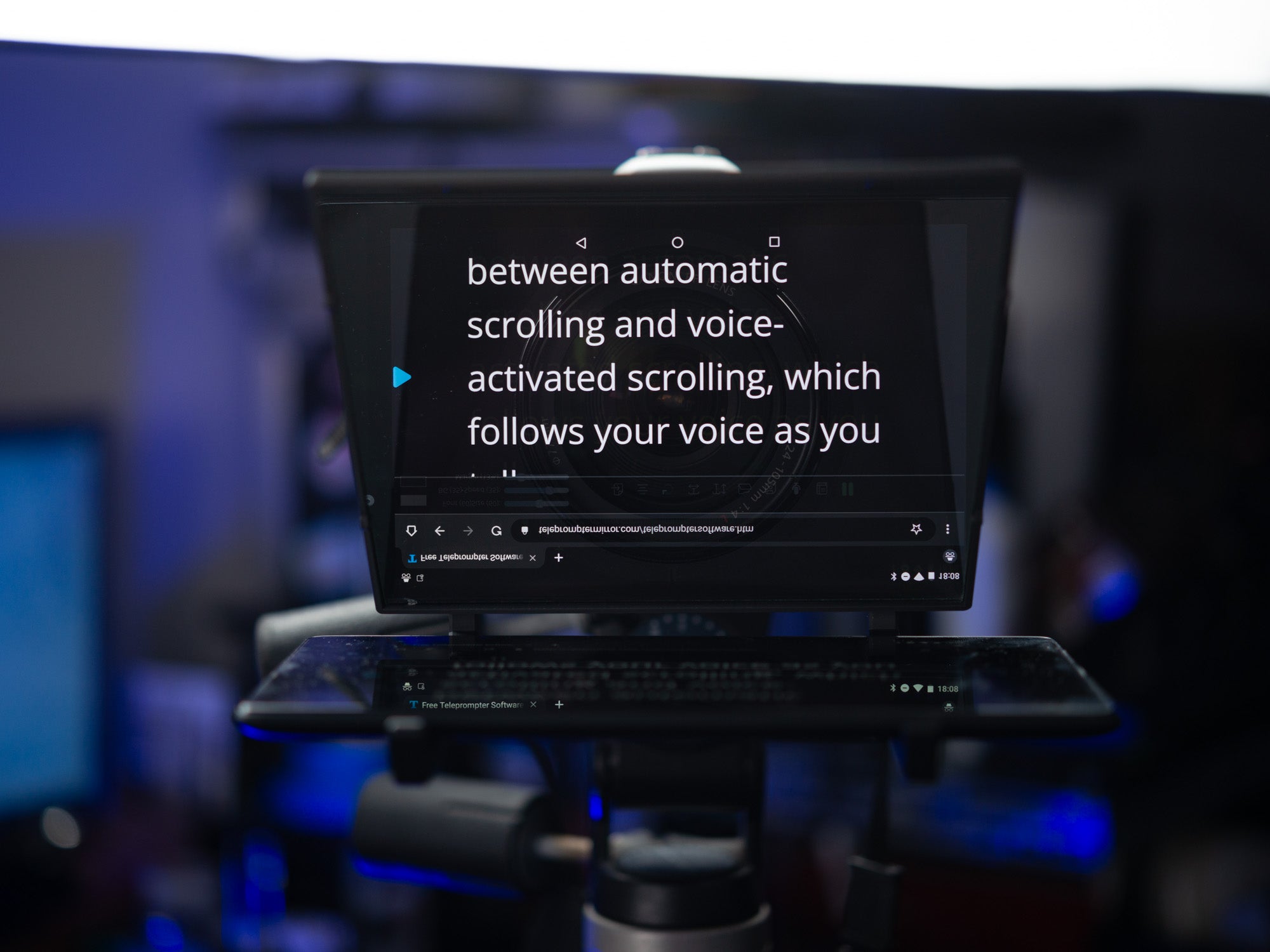 Lens mounted mini teleprompter