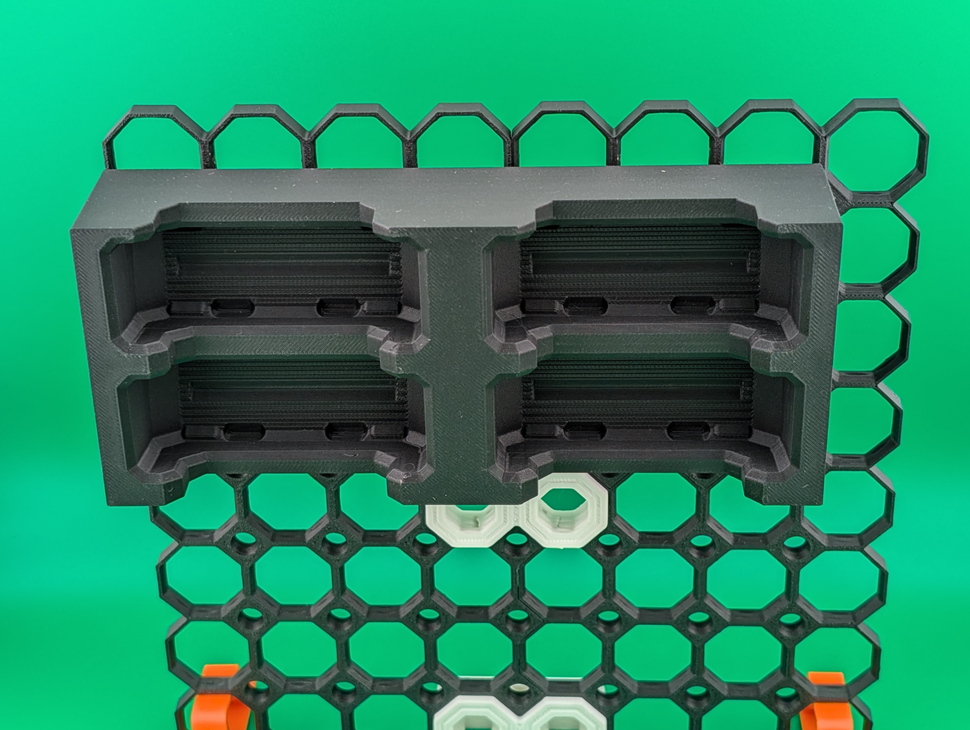 Vertical Rack for Clamshell Boxes
