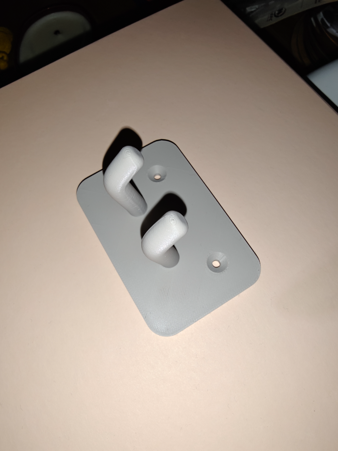 Dual Pronged Wall Hanger