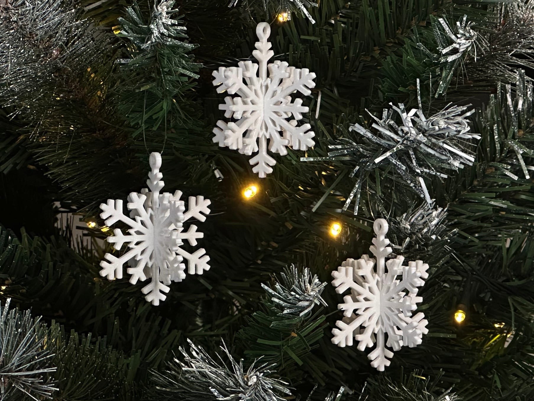 3D Snowflake Puzzle. Snap-Fit New Year's decor