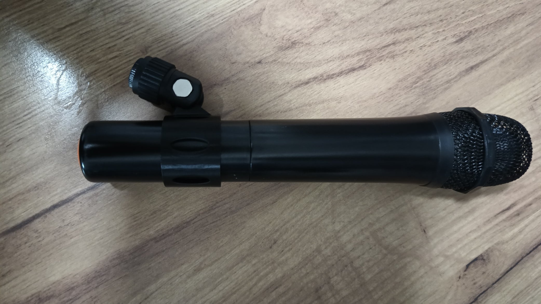 Microphone adapter