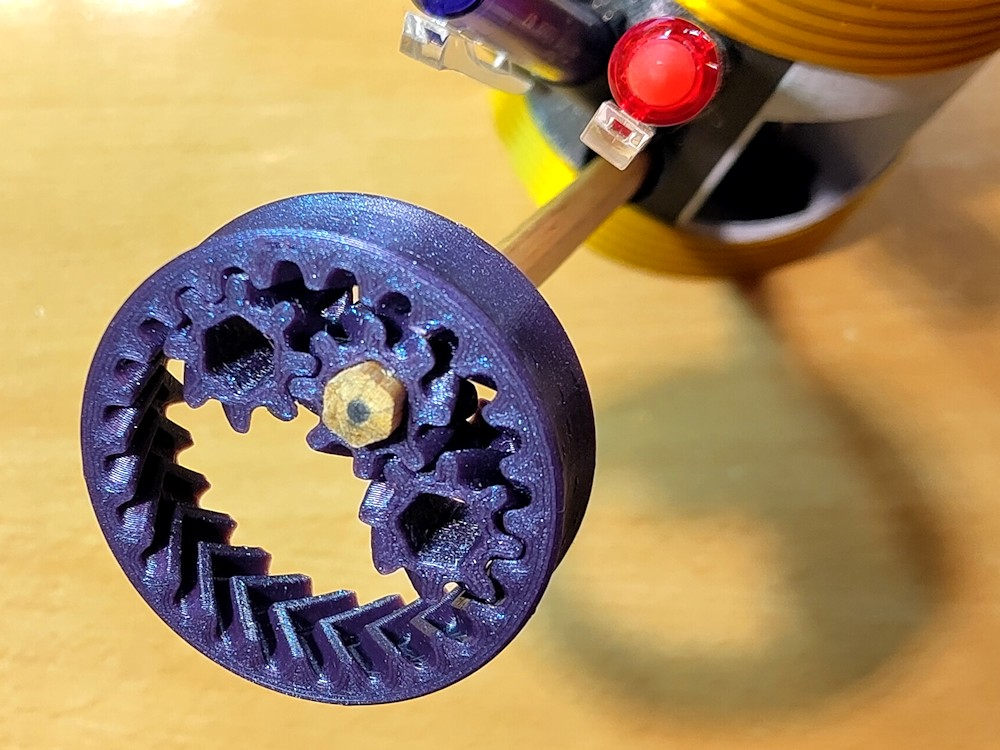 The Absurd Two-Planet Gear