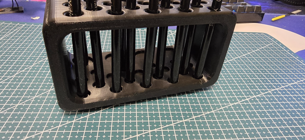 Brush Holder Modified V2 - No Supports