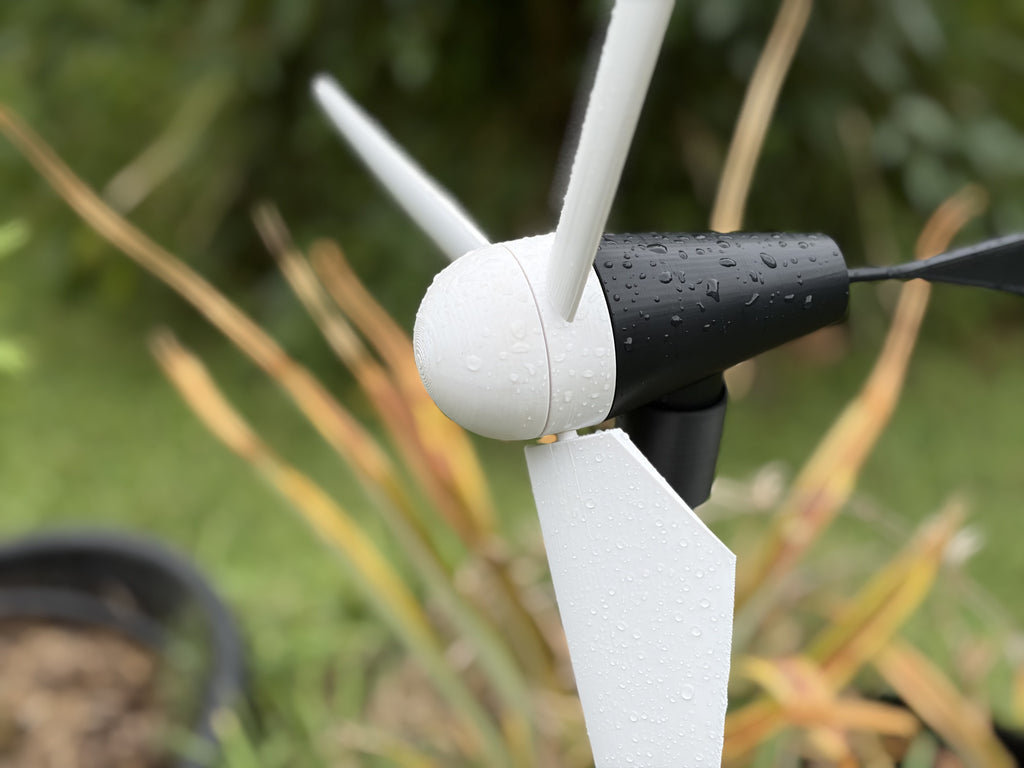 Garden wind turbine