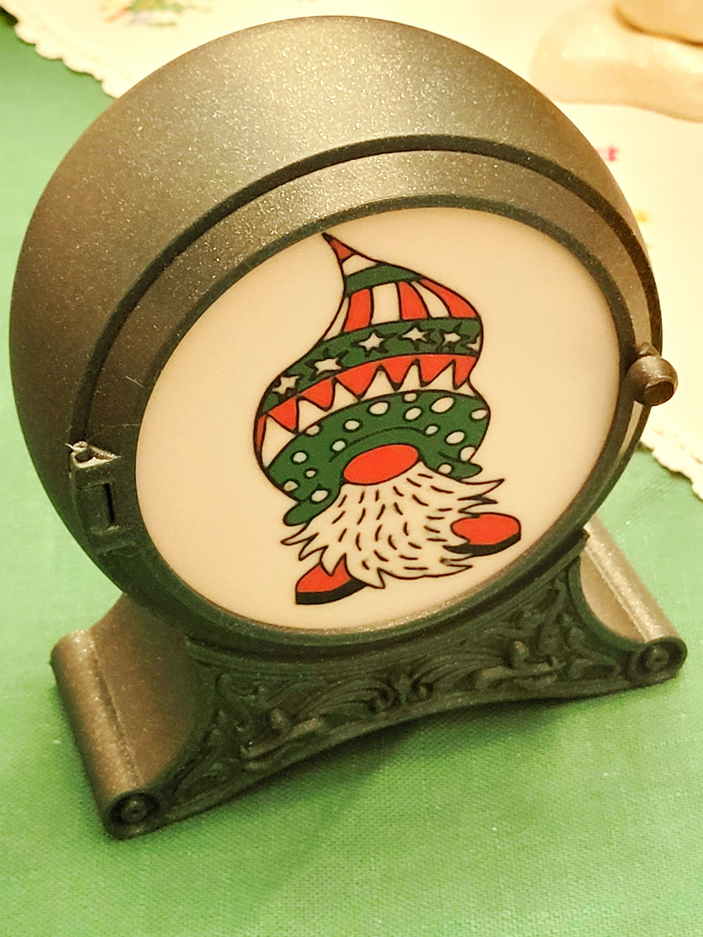 Gnome, Tea Light Scene