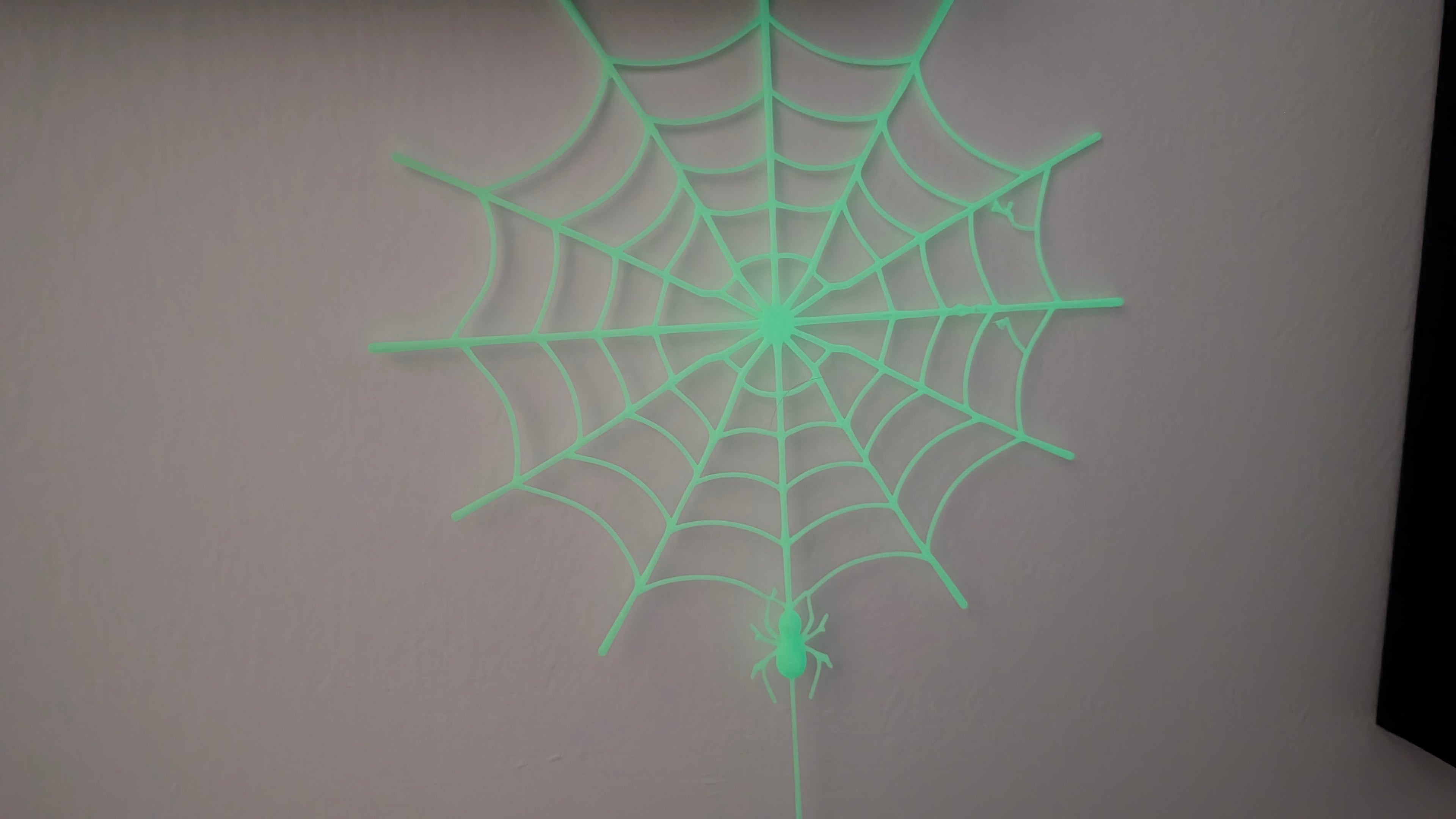 Spiderweb Glow