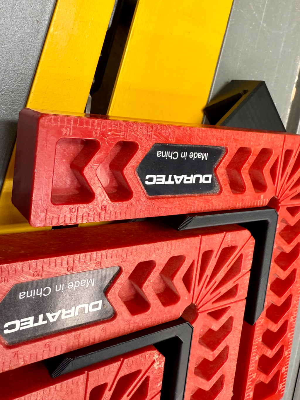 Corner Square Holder