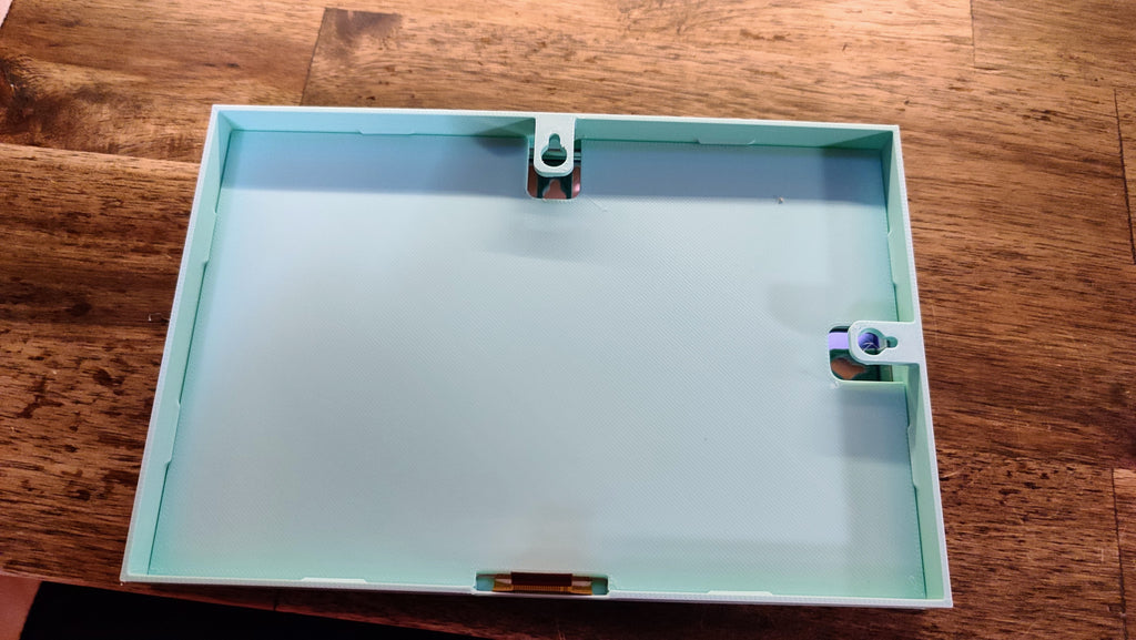 7.5" ePaper frame printable on A1 Mini (side <= 180mm)