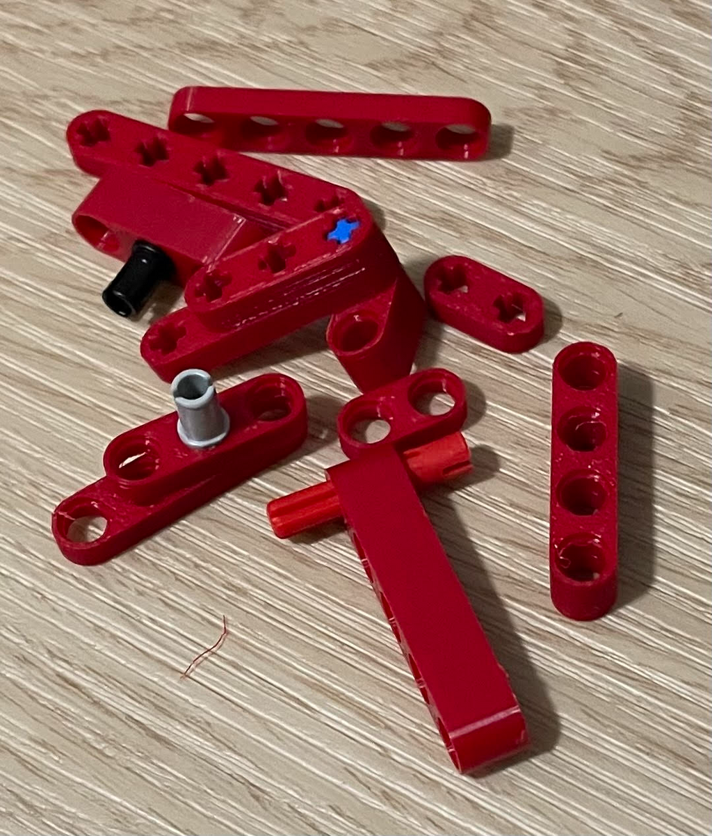 Custom brick Technic Pieces