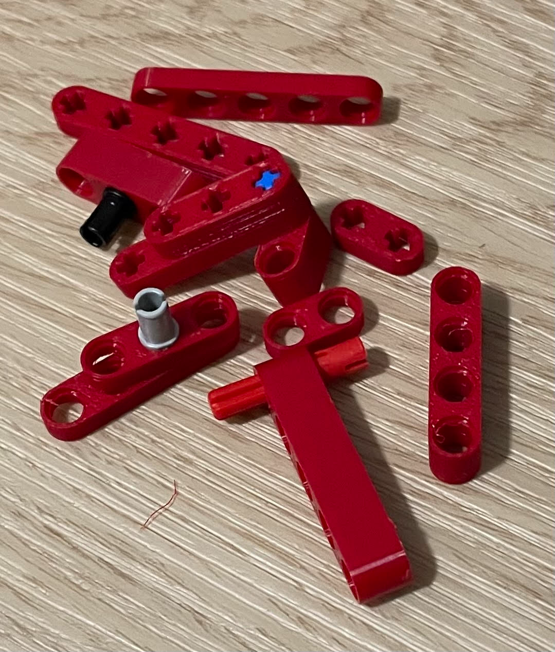 Custom brick Technic Pieces