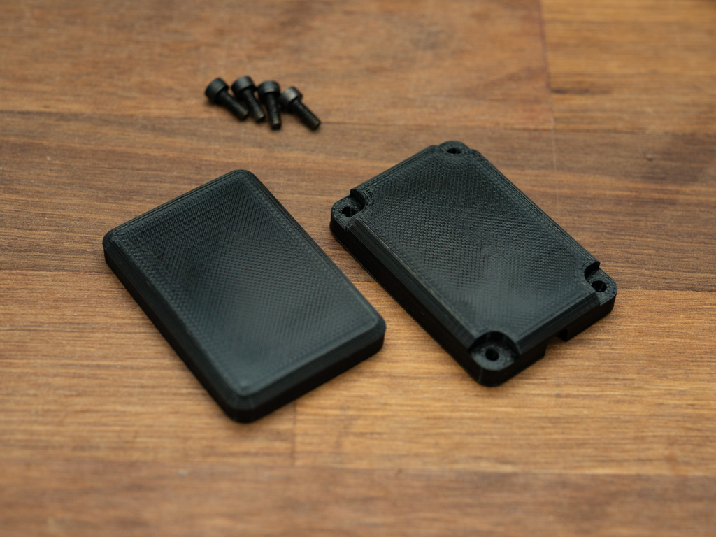Small Raspberry Pi Pico case with cable retainer