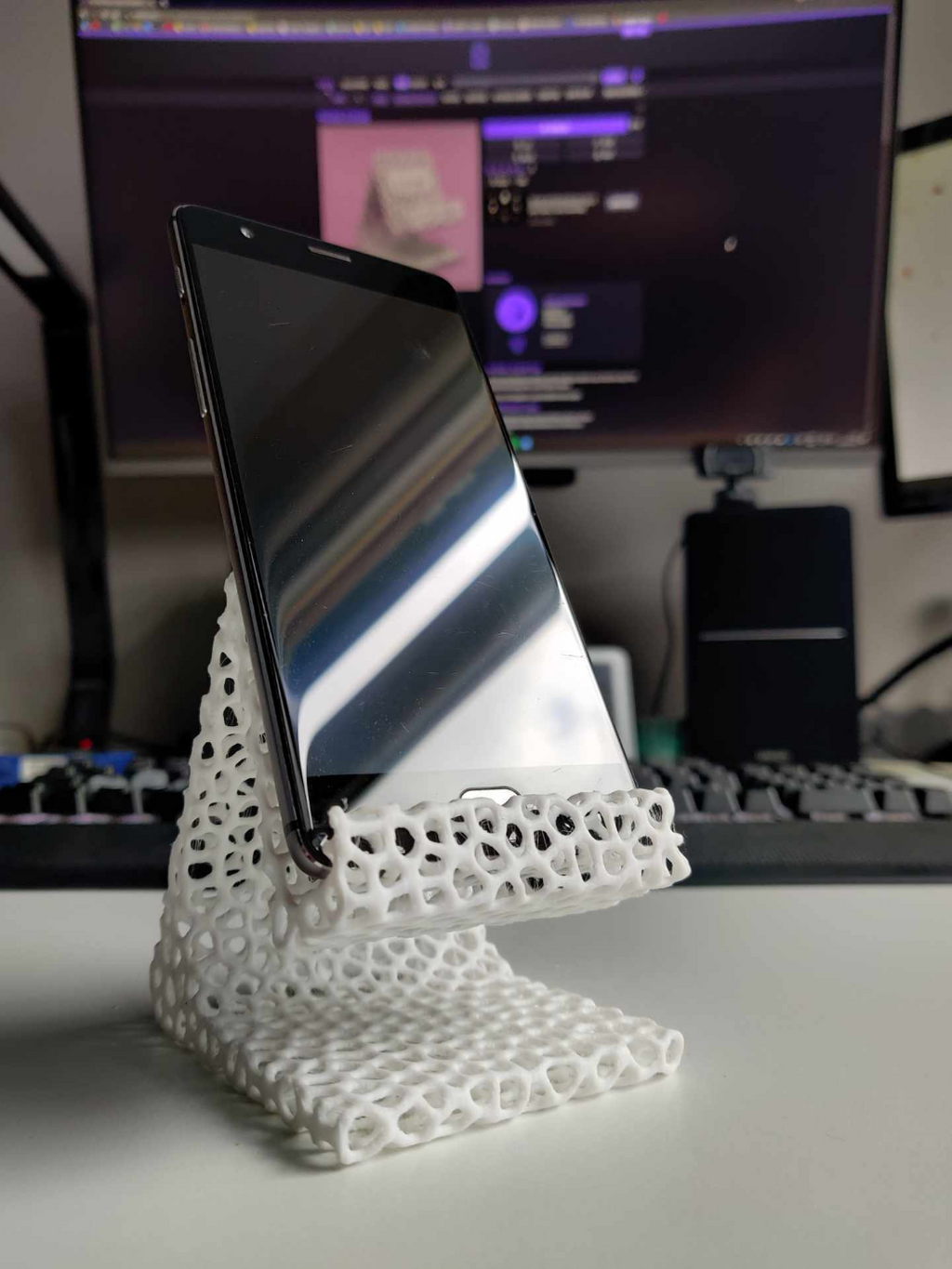 Phone stand with name