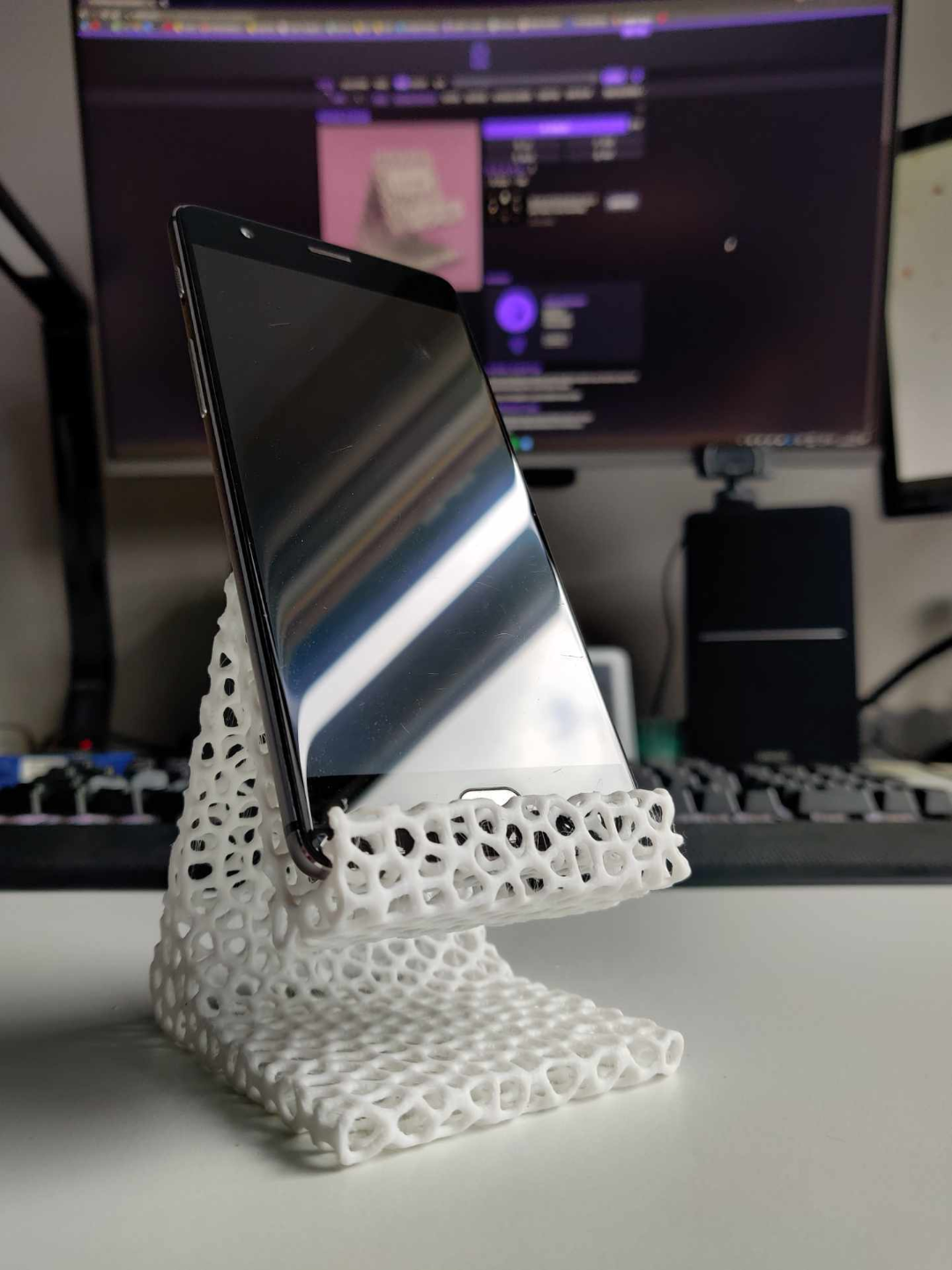 Phone stand with name