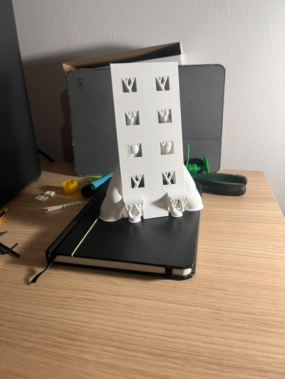 Tilted Building Stand for Tablets & Phones