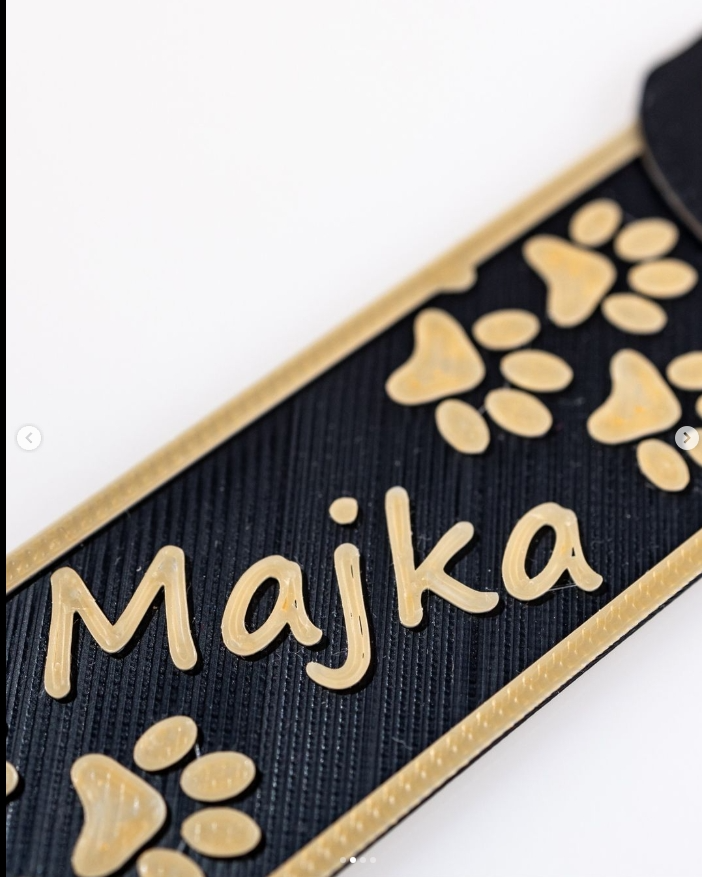 Dog bookmark with customizable name