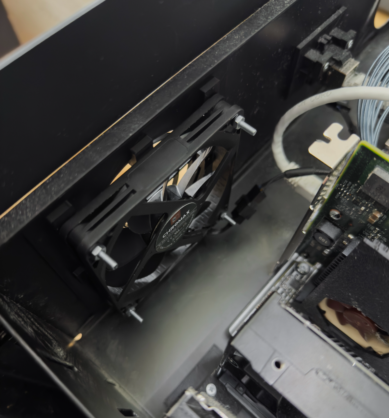 92MM Fan Mount (Noctua A9 & other 92mm Fans)