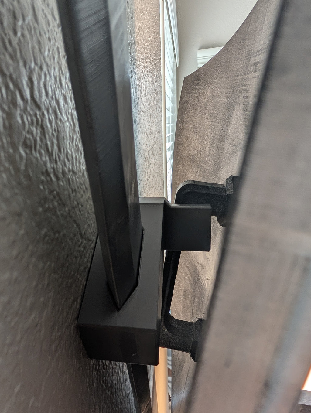 Sword & Shield Mount