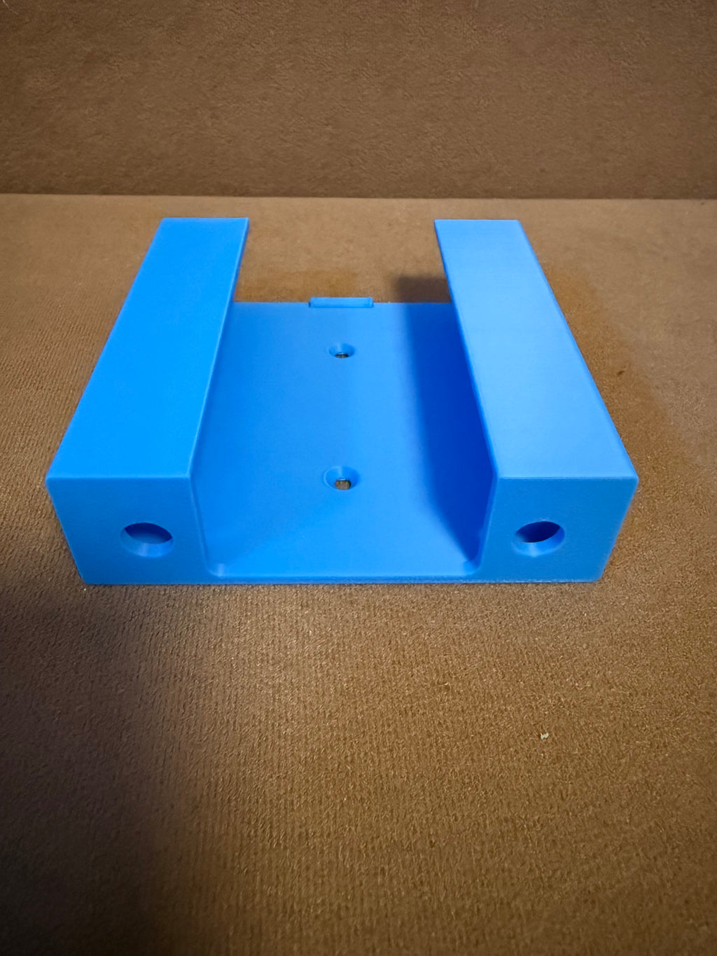 Wall mount TP-Link TL-SG105 5-Port LAN Switch