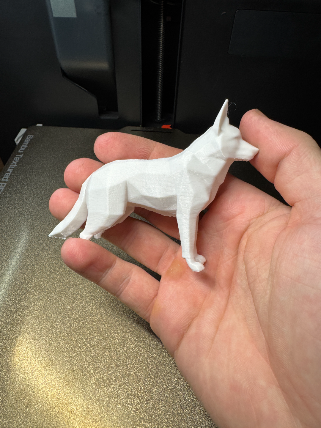 Low poly dog / wolf (free to sell!)