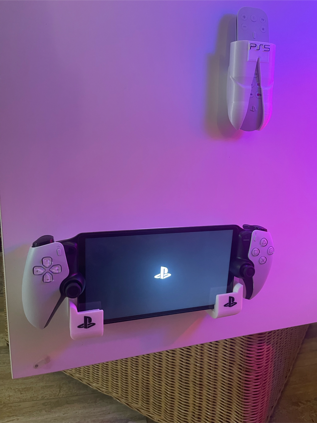 Wallmount for the Playstation Portal