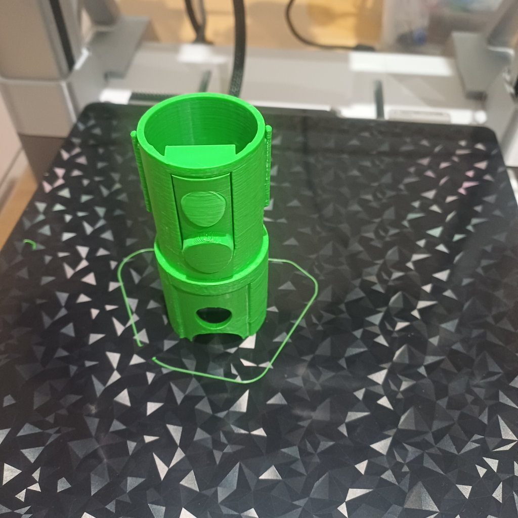 Dyson Adaptor between Ball and cordless V10-V11
