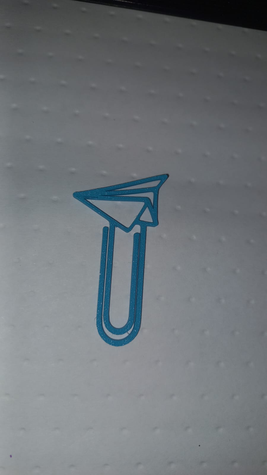 Paperclip Airplane / Clipe de Papel Aviãozinho