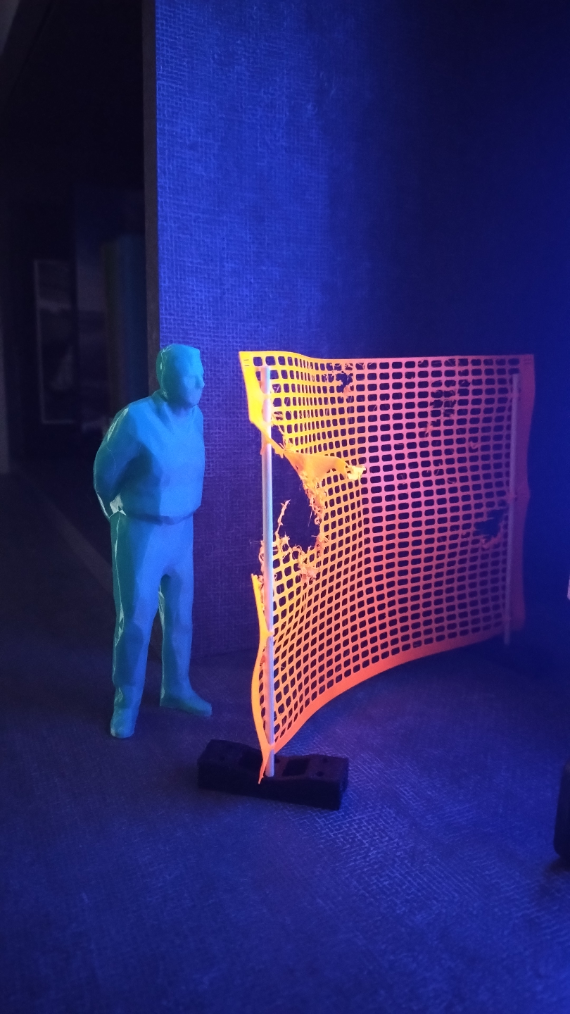 Construction Net for Umarell site watcher diorama