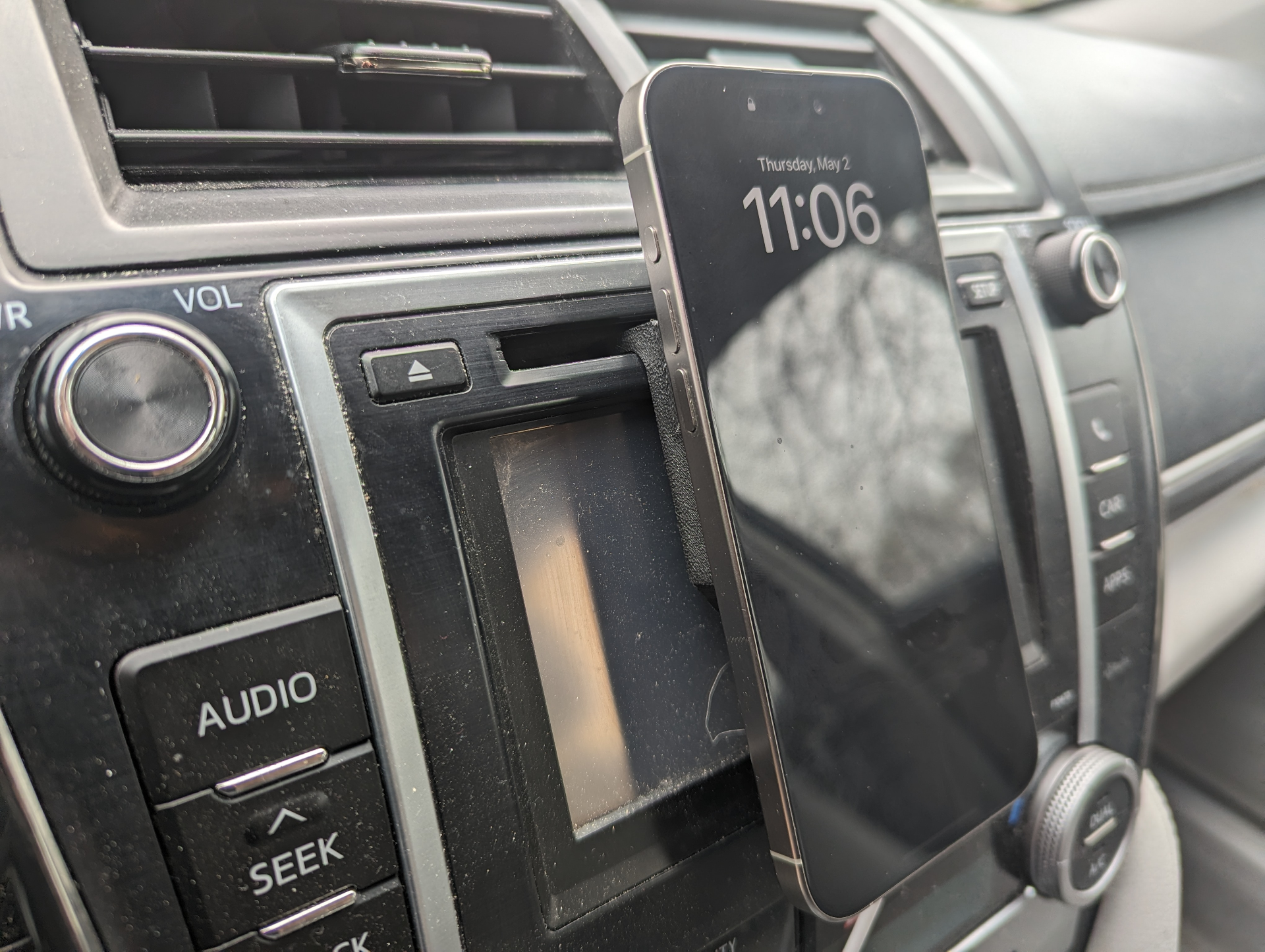 iPhone Car Mount for Nanami Magsafe Charger
