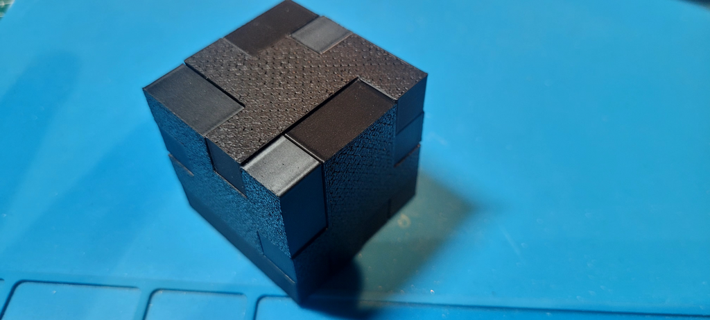 Cube Puzzle
