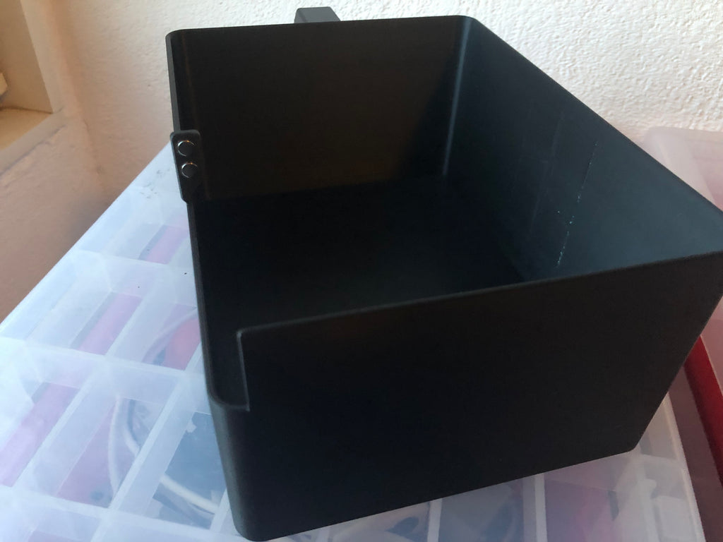 H2D poop bin fitting poop chute by FatCat