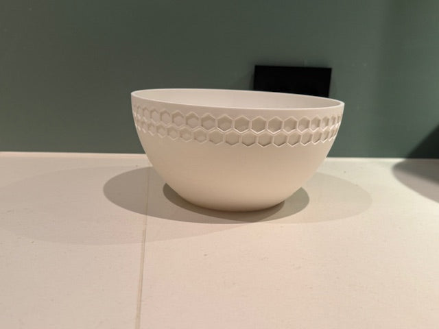 Minimalist Honeycomb Bowl – 20 cm