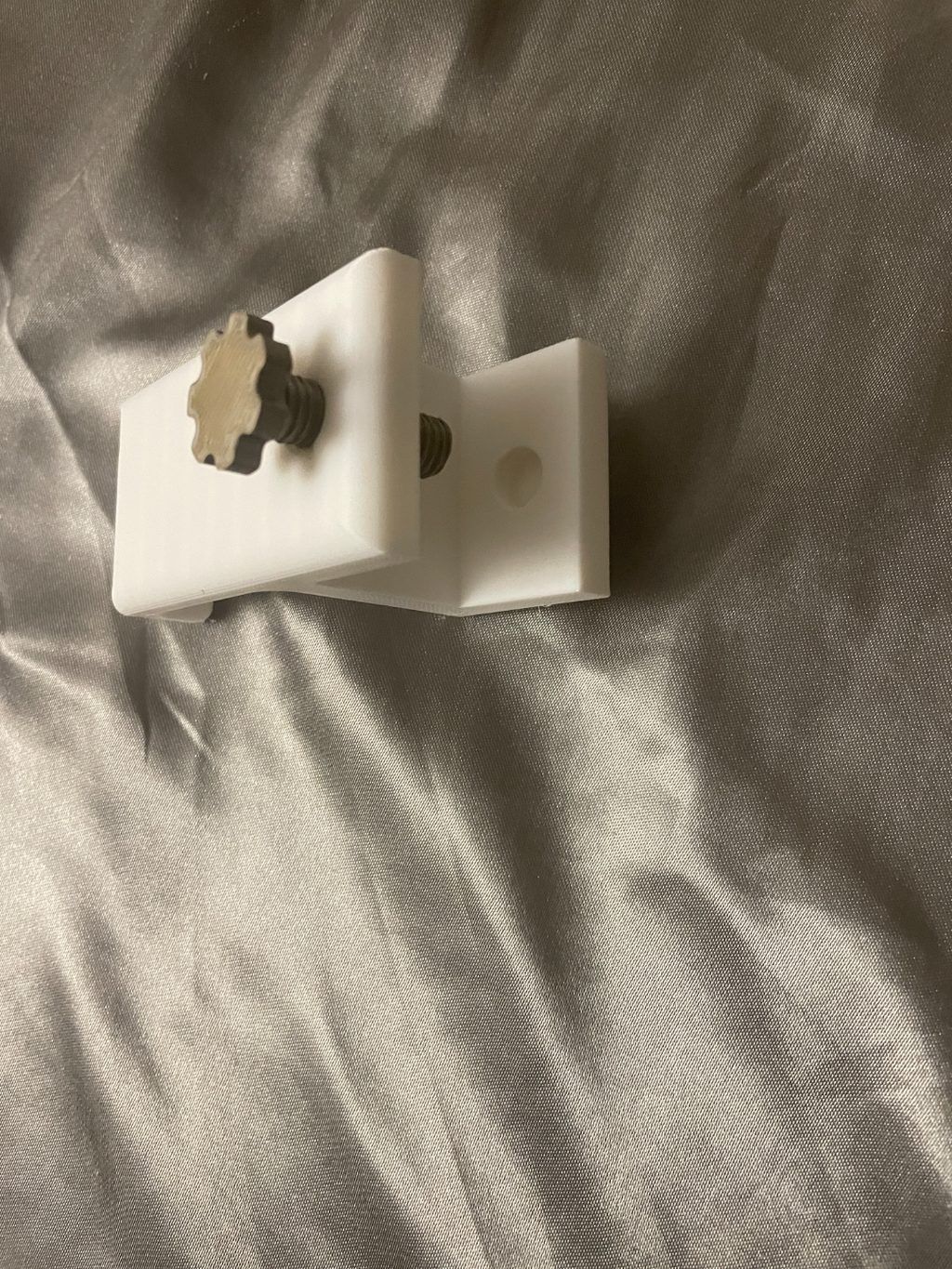 Minimalist Table Headphone stand with Threaded screw