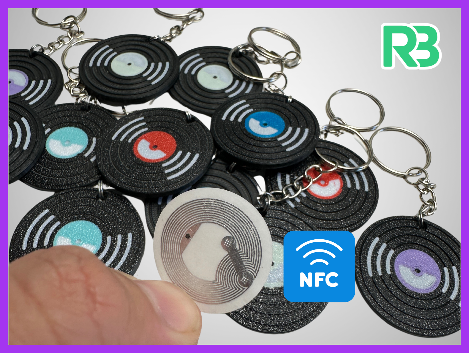 Keychain vinyl disk with NFC tag