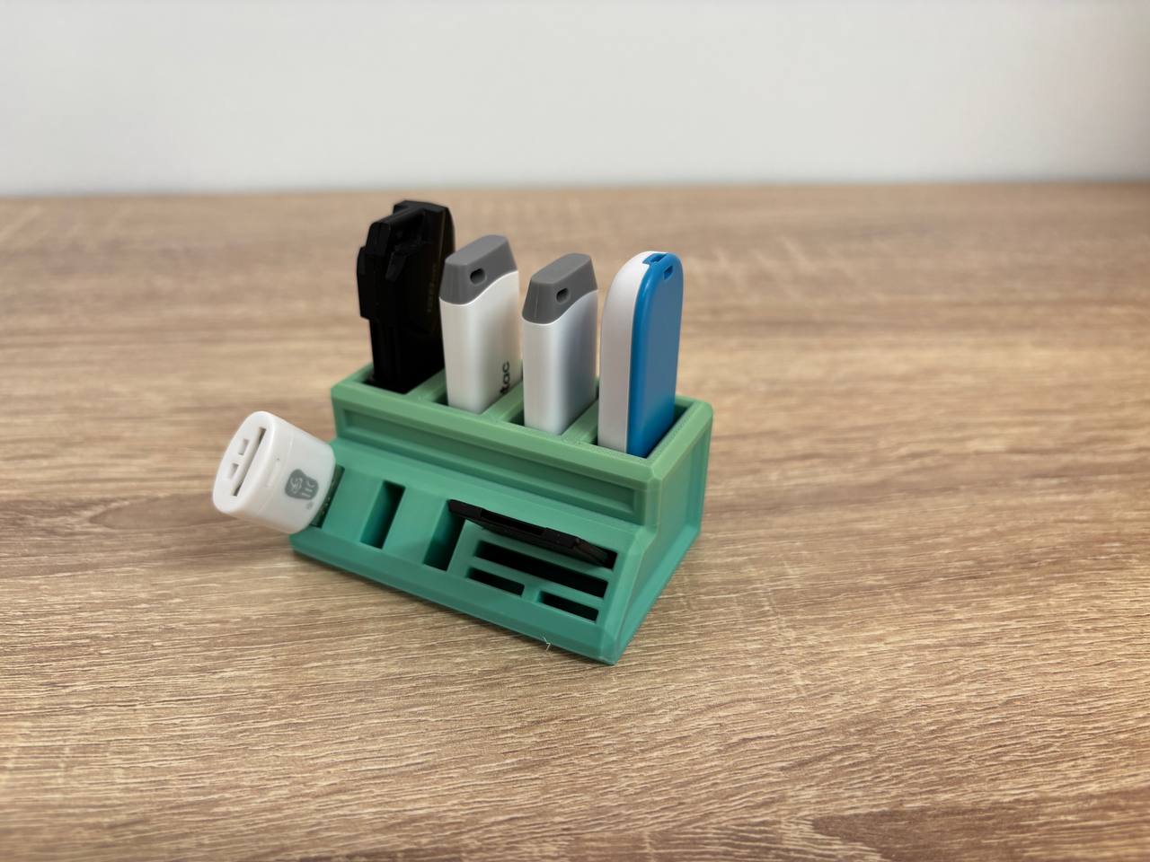 USB holder