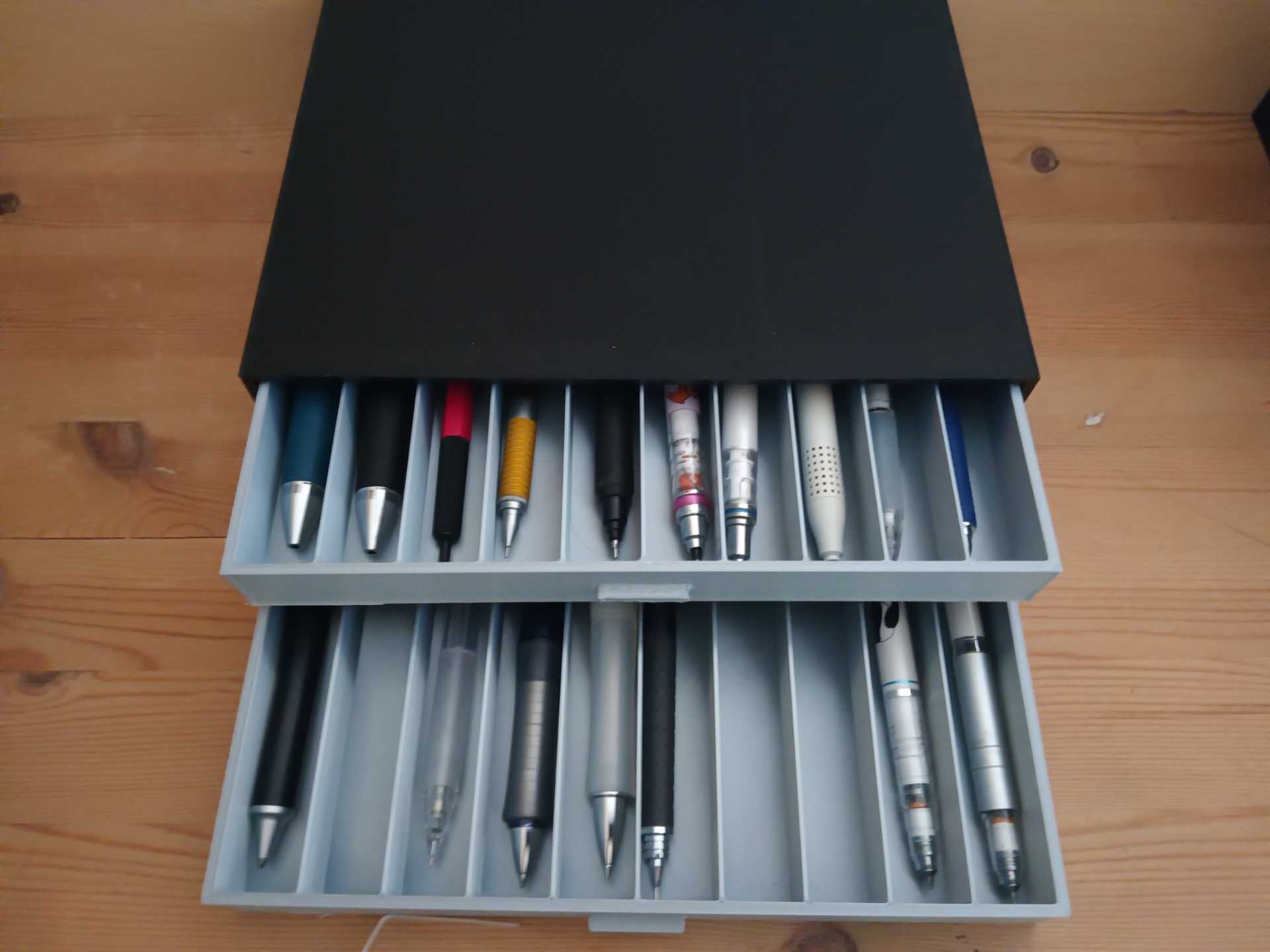 Pen Tray