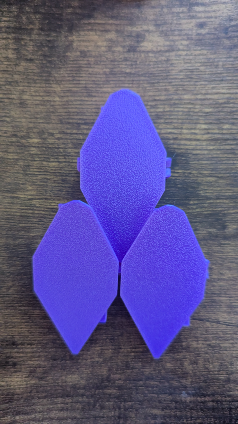 Snap-fit scalemail