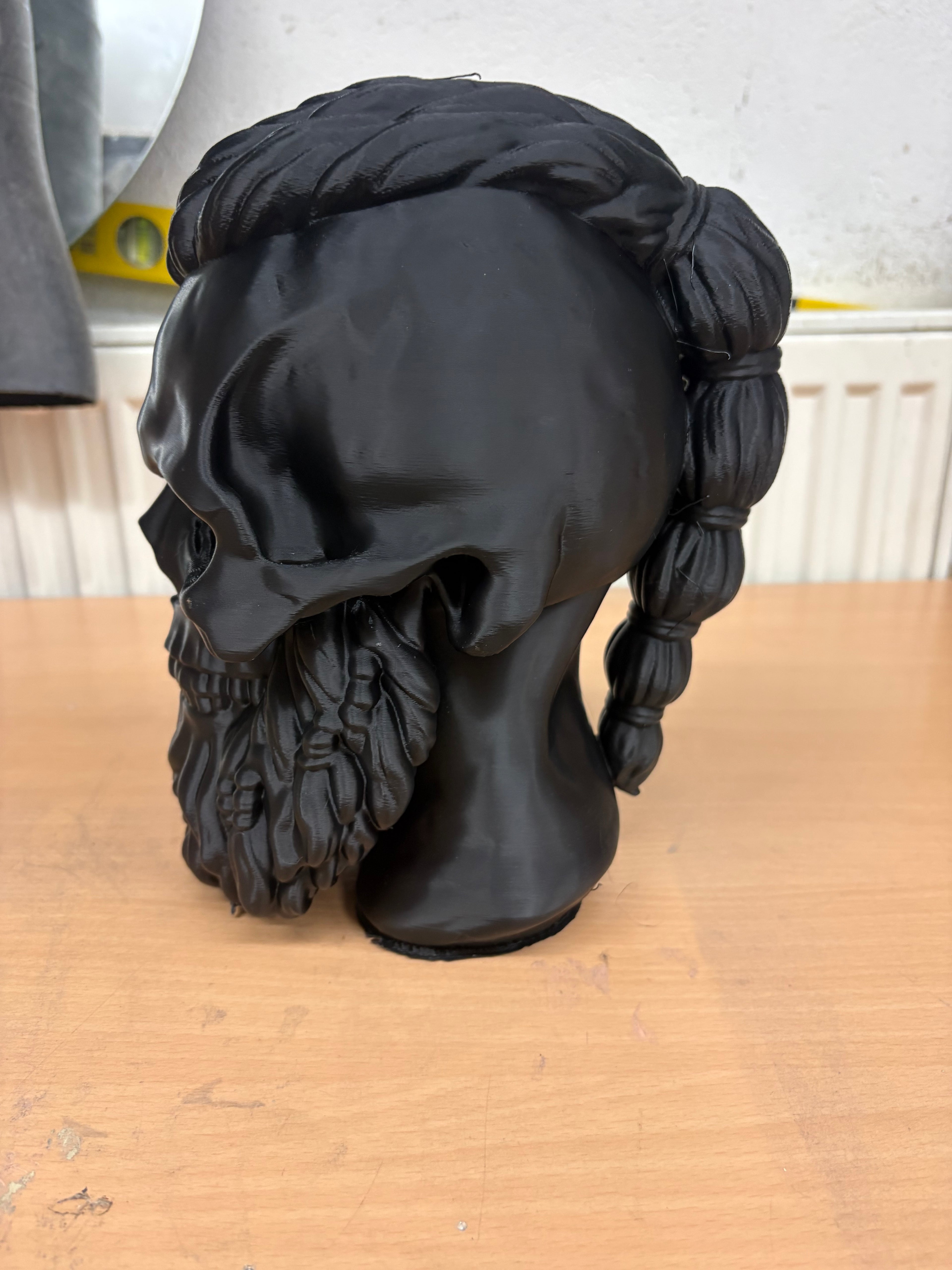 Viking Skull Kopfhörer Ständer